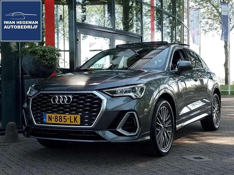 Grijs Gebruikt 2020 Audi Q3 Sportback S-Line SUV | € 37.890 (Eerlijke prijs) - Afbeelding 1/4