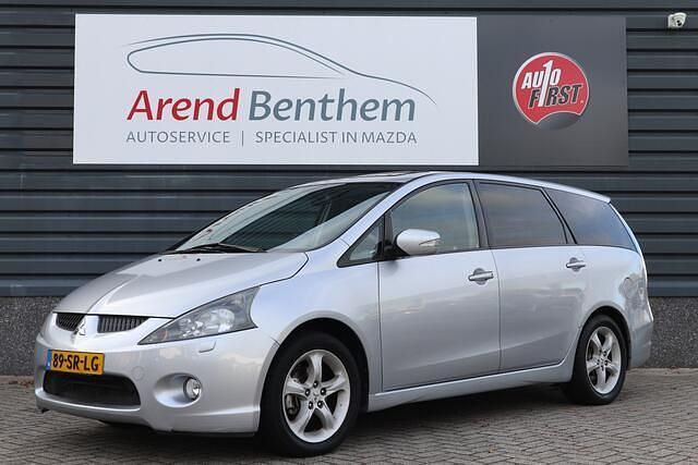 Grijs Occasion 2006 Mitsubishi Grandis Intense MPV | € 2.945 (Eerlijke prijs) - Afbeelding 1/4