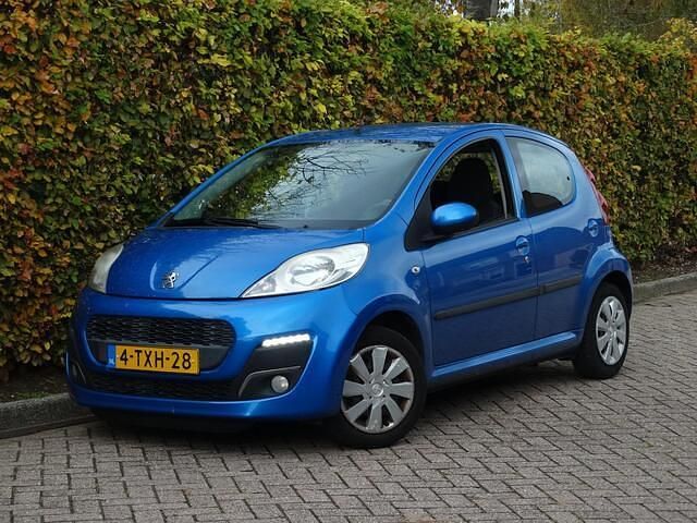 Blauw Gebruikt 2014 Peugeot 107 Active Hatchback | € 1.250 (Super prijs) - Afbeelding 1/4