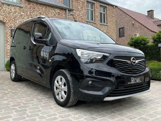 Zwart Gebruikt 2020 Opel Combo MPV | € 23.750 - Afbeelding 1/4