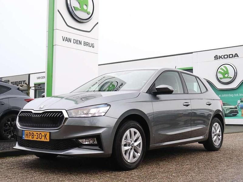 Occasion Skoda Fabia Selection 116 PK (85 kW) 2025 Grijs Hatchback