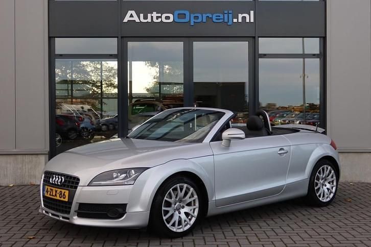 Grijs Gebruikt 2007 Audi TT Roadster Proline Cabriolet | € 12.495 (Eerlijke prijs) - Afbeelding 1/4
