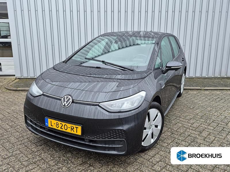 Grijs Occasion 2020 VW ID.3 Life Hatchback | € 14.900 (Super prijs) - Afbeelding 1/3