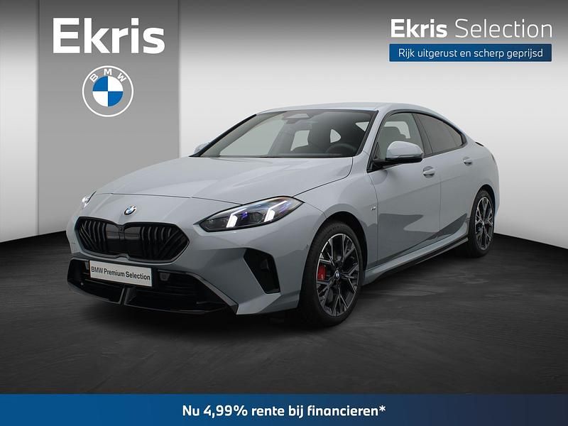 Grijs Gebruikt 2025 BMW 220 M Sport Coupé | € 38.900 (Super prijs) - Afbeelding 1/4