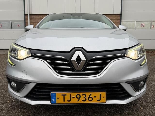 Occasion Renault Mégane GrandTour Bose Edition 140 PK (102 kW) 2018 Grijs Stationwagen