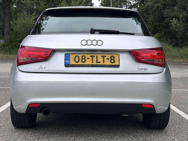 Grijs Gebruikt 2012 Audi A1 Hatchback | € 6.650 (Eerlijke prijs) - Afbeelding 1/4