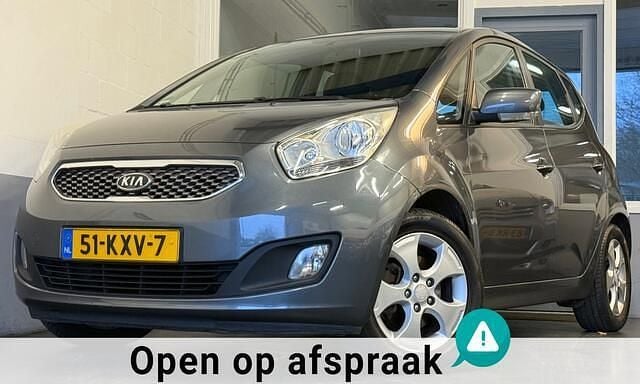 Grijs Gebruikt 2010 Kia Venga Hatchback | € 3.995 (Eerlijke prijs) - Afbeelding 1/4