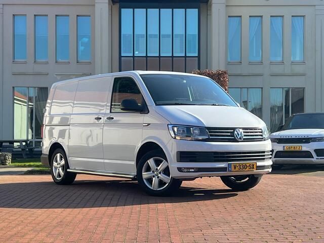 Wit Gebruikt 2018 VW T6 Comfortline Van | € 14.950 - Afbeelding 1/4