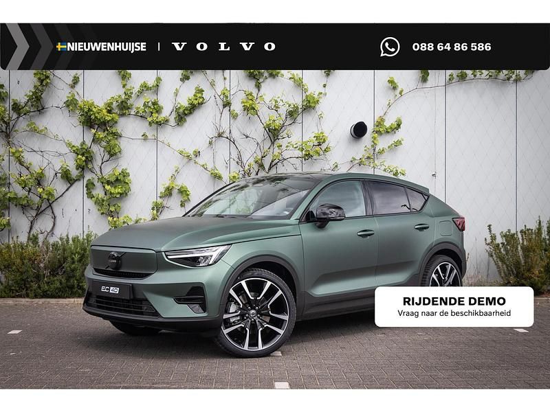 Groen, metallic lak Gebruikt 2023 Volvo EC40 Plus SUV | € 47.894 (Duur) - Afbeelding 1/4