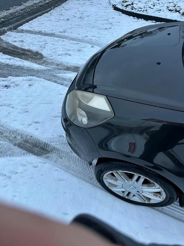 Occasion Renault Clio R.S. 111 PK (81 kW) 2006 Hatchback