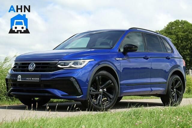 Blauw Occasion 2022 VW Tiguan Style SUV | € 36.995 (Super prijs) - Afbeelding 1/4
