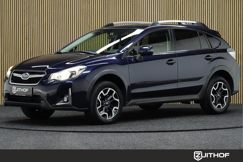 Blauw Gebruikt 2017 Subaru XV Premium SUV | € 18.950 (Eerlijke prijs) - Afbeelding 1/4