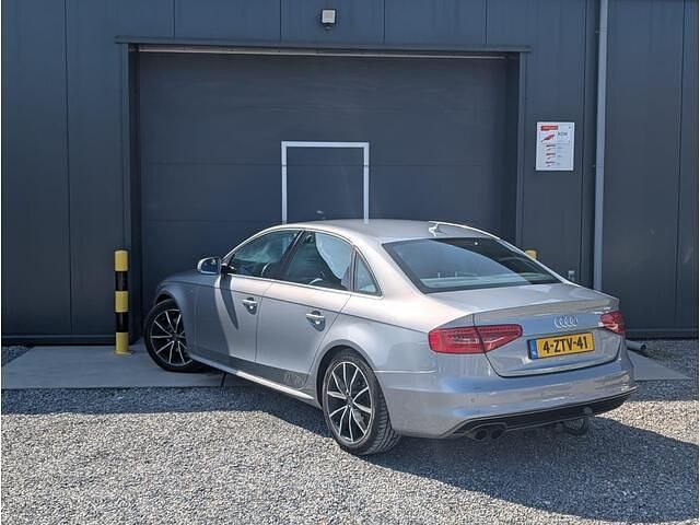 Occasion Audi A4 170 PK (125 kW) 2015 Grijs Sedan