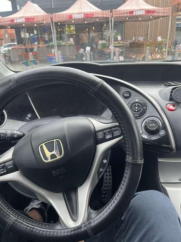 Occasion Honda Civic Comfort 140 PK (102 kW) 2009 Zilver Hatchback