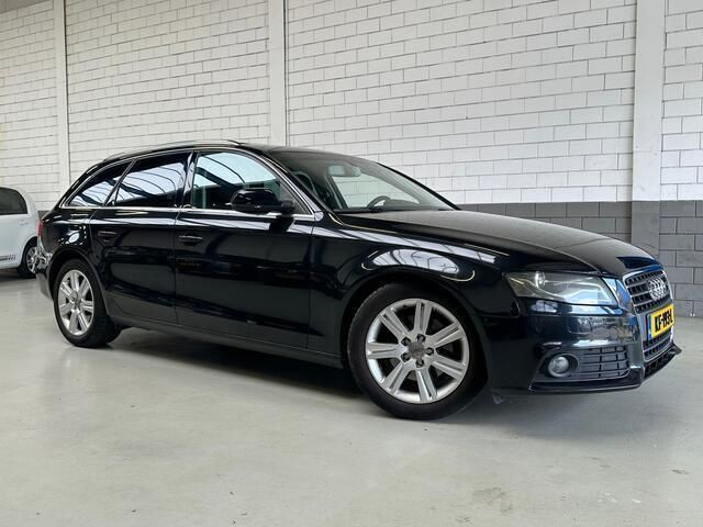 Zwart, metallic lak Gebruikt 2010 Audi A4 Proline Stationwagen | € 8.950 (Iets duurder) - Afbeelding 1/4