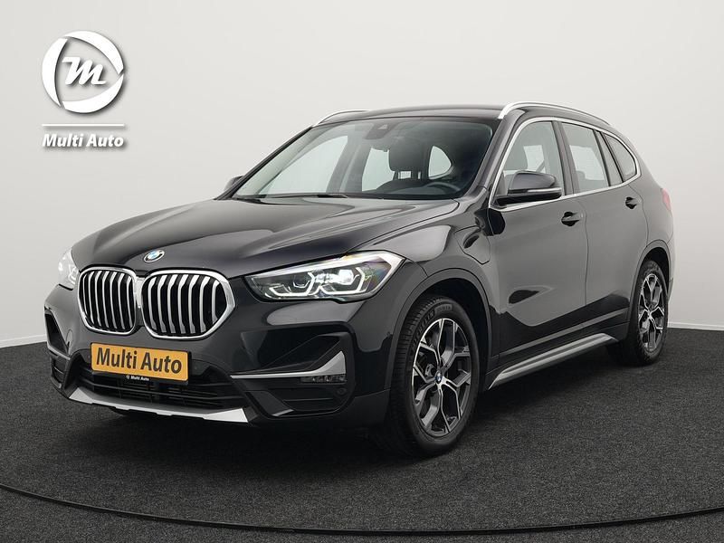 Zwart Gebruikt 2020 BMW X1 SUV | € 24.880 (Eerlijke prijs) - Afbeelding 1/4