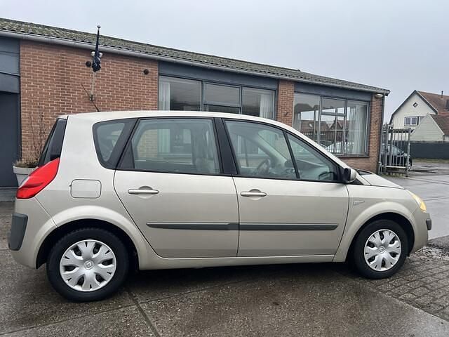 Occasion Renault Scénic II Dynamique 112 PK (82 kW) 2007 Beige MPV