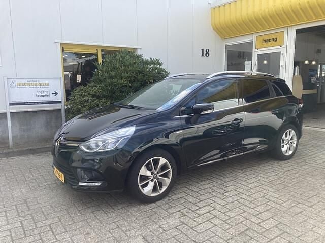 Zwart Gebruikt 2017 Renault Clio GrandTour LIMITED Stationwagen | € 6.750 (Goede deal) - Afbeelding 1/4