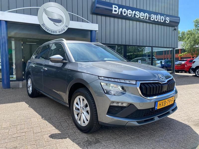 Grijs Gebruikt 2024 Skoda Kamiq Business Line SUV | € 28.245 (Iets duurder) - Afbeelding 1/4