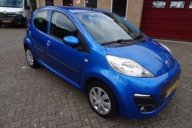 Blauw Gebruikt 2013 Peugeot 107 Active Hatchback | € 3.950 (Goede deal) - Afbeelding 1/4