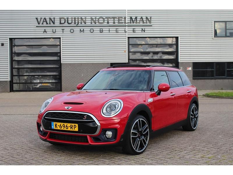 Occasion Mini Cooper Clubman Business 192 PK (141 kW) 2016 Rood Stationwagen