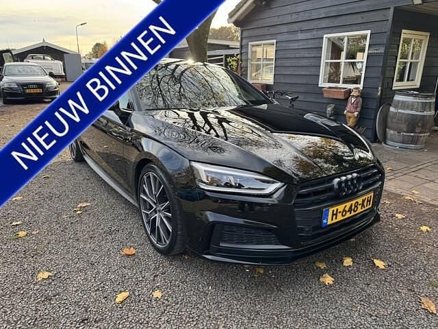 Zwart Gebruikt 2020 Audi A5 Sportback S-Line Hatchback | € 29.950 (Eerlijke prijs) - Afbeelding 1/4