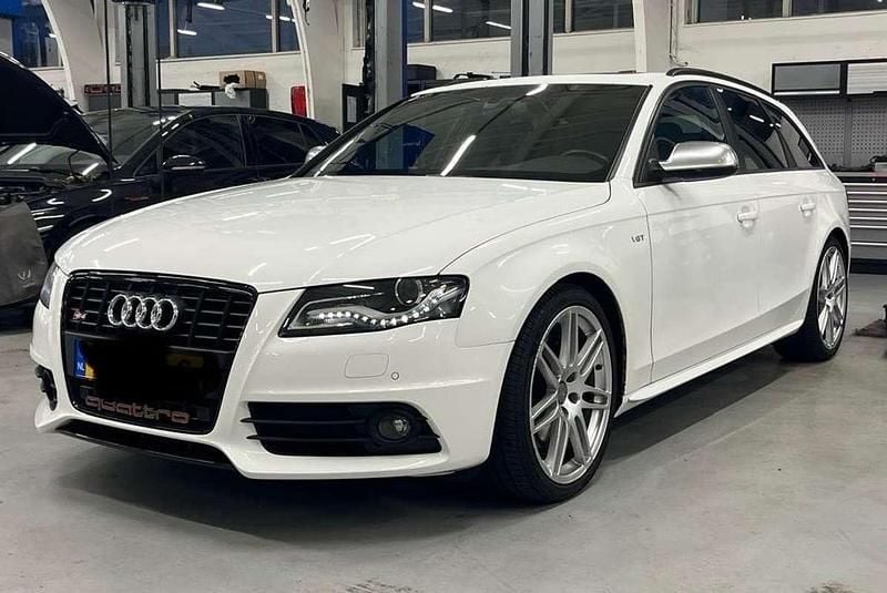 Wit Gebruikt 2010 Audi S4 Stationwagen | € 12.000 (Eerlijke prijs) - Afbeelding 1/4
