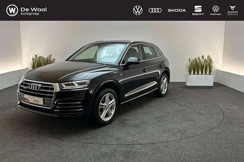 Mythoszwart metallic Gebruikt 2020 Audi Q5 Comfort SUV | € 32.895 (Super prijs) - Afbeelding 1/3
