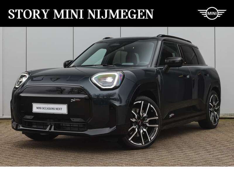 Grijs Gebruikt 2025 Mini Cooper Hatchback | € 40.950 - Afbeelding 1/4