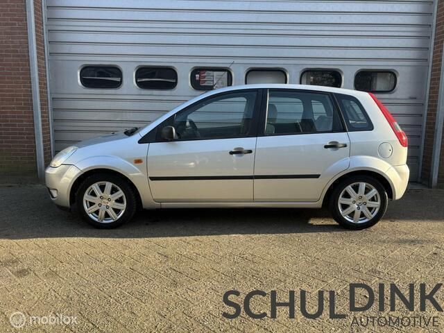Occasion Ford Fiesta Ghia 80 PK (58 kW) 2003 Grijs Hatchback