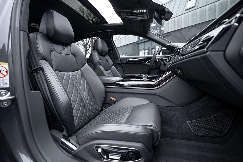 Occasion Audi S8 Advanced 701 PK (515 kW) 2021 Grijs Sedan