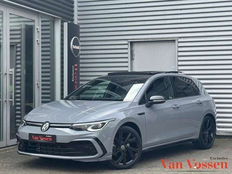 Grijs Gebruikt 2024 VW Golf VIII R-line Hatchback | € 34.750 (Eerlijke prijs) - Afbeelding 1/4