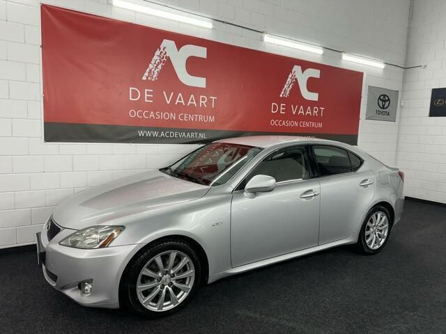 Grijs Gebruikt 2007 Lexus IS250 Business Edition Sedan | € 8.499 (Goede deal) - Afbeelding 1/4