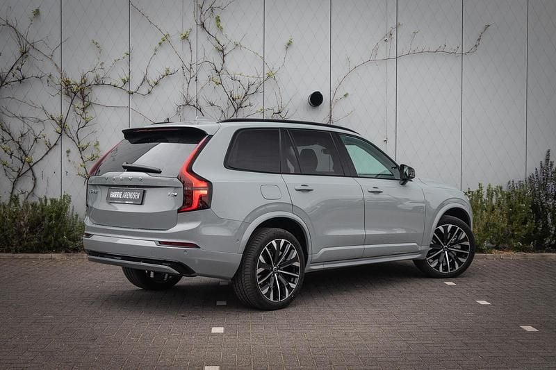 Occasion Volvo XC90 Plus 456 PK (335 kW) 2024 Grijs SUV