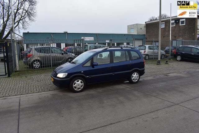Blauw Gebruikt 2000 Opel Zafira Comfort MPV | € 1.450 (Eerlijke prijs) - Afbeelding 1/4