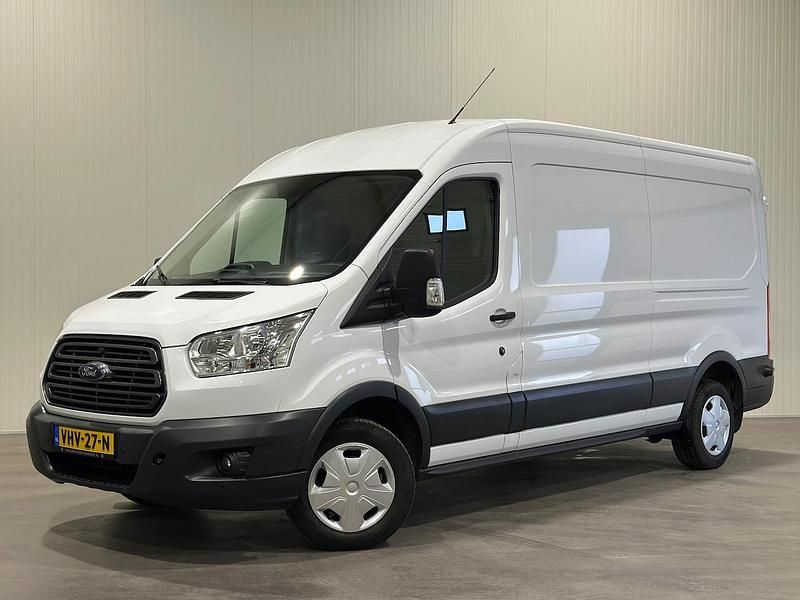 Wit Occasion 2018 Ford Transit Trend | € 11.500 (Goede deal) - Afbeelding 1/4