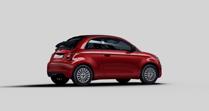 Nieuw Fiat 500e Red 69 kW (95 PK) 2025 Rood Cabriolet