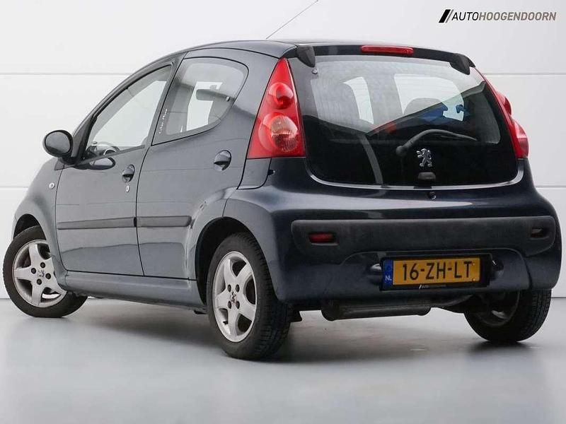 Occasion Peugeot 107 Urban Move 68 PK (50 kW) 2008 Grijs Hatchback