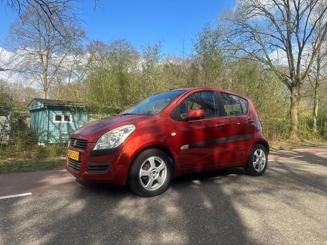 Oranje Occasion 2012 Suzuki Splash Comfort Hatchback | € 2.750 (Super prijs) - Afbeelding 1/4
