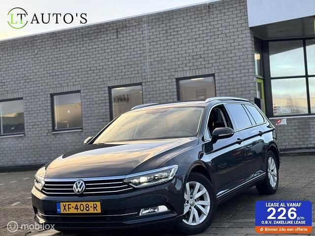 Grijs Gebruikt 2019 VW Passat Comfortline Stationwagen | € 13.950 (Super prijs) - Afbeelding 1/4