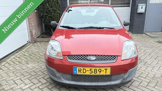 Occasion Ford Fiesta Style 69 PK (50 kW) 2006 Rood Hatchback