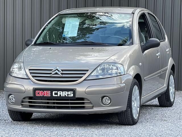 Grijs Gebruikt 2004 Citroën C3 Exclusive Hatchback | € 6.250 - Afbeelding 1/4