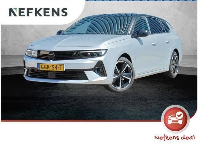 Grijs Gebruikt 2024 Opel Astra Stationwagen | € 30.420 (Eerlijke prijs) - Afbeelding 1/4