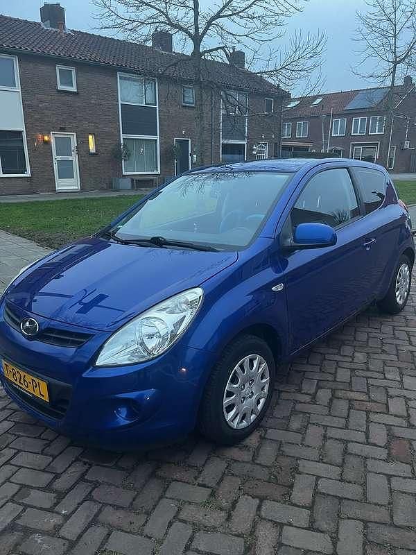 Blauw Gebruikt 2011 Hyundai i20 MPV | € 4.100 - Afbeelding 1/4