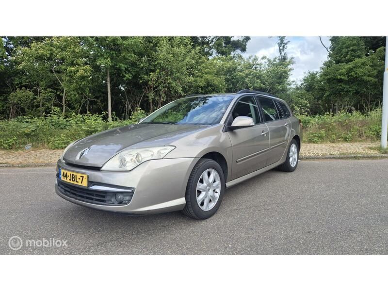 Beige Gebruikt 2009 Renault Laguna III Stationwagen | € 2.950 (Eerlijke prijs) - Afbeelding 1/4