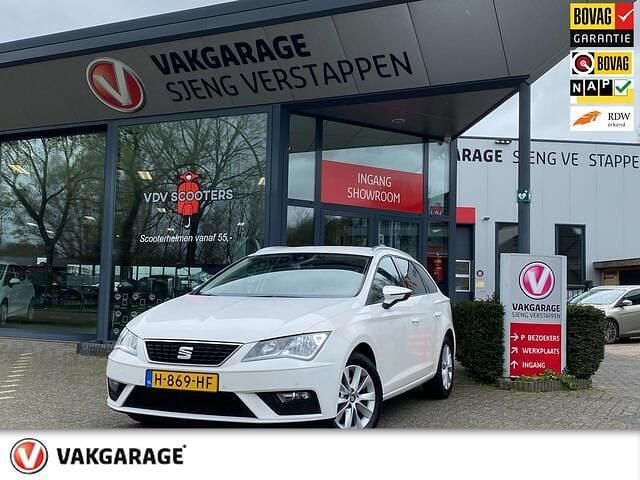 Wit Gebruikt 2020 Seat Leon ST Style Stationwagen | € 12.999 (Eerlijke prijs) - Afbeelding 1/4