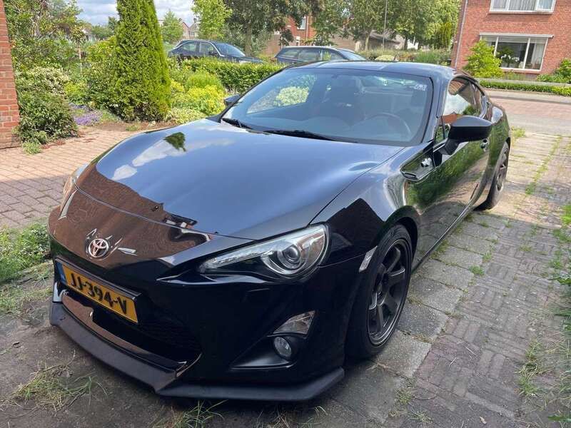 Zwart Gebruikt 2014 Toyota GT86 GT Coupé | € 21.000 - Afbeelding 1/4