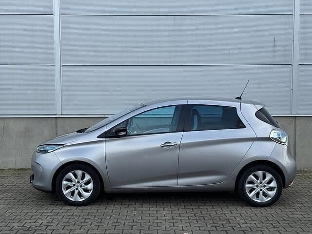 Occasion Renault Zoe Zen 64 kW (88 PK) 2015 Grijs Hatchback