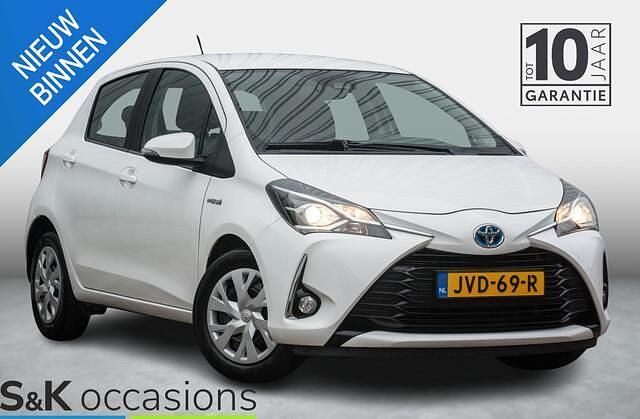 Wit Occasion 2020 Toyota Yaris Hatchback | € 14.950 (Super prijs) - Afbeelding 1/4