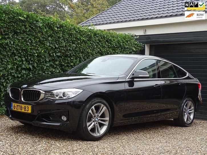 Occasion BMW 320 Executive 184 PK (135 kW) 2015 Zwart Hatchback